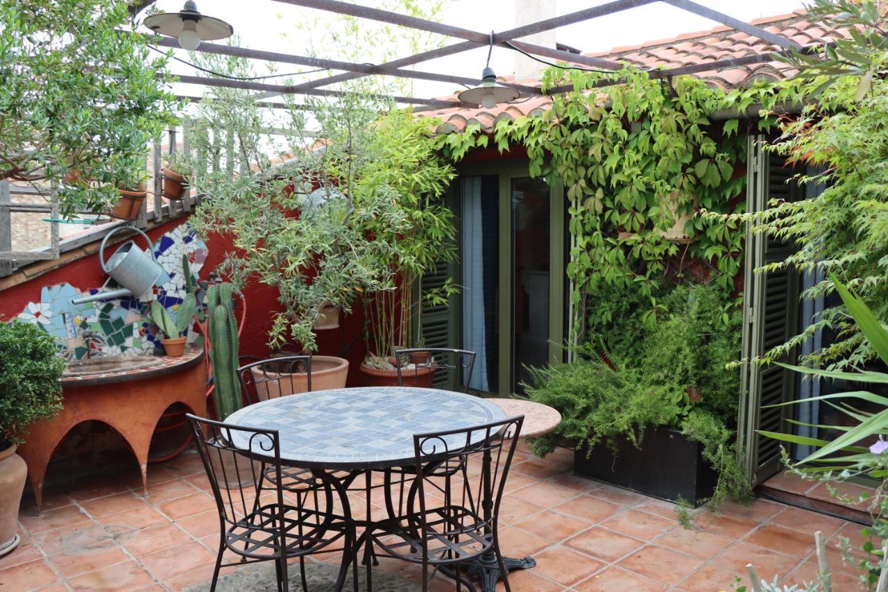 Grand Loft De Charme, Place Du Village A Thuir Ngoại thất bức ảnh